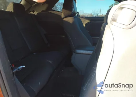 2011 Dodge Challenger z USA, uszkodzony, nr VIN 2B3CJ4DG7BH565676